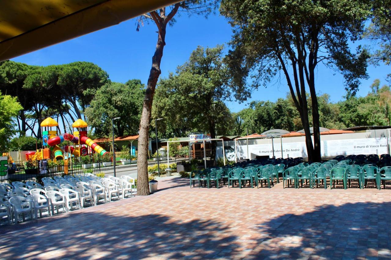 Campeggio Italia Marina di Massa Dış mekan fotoğraf